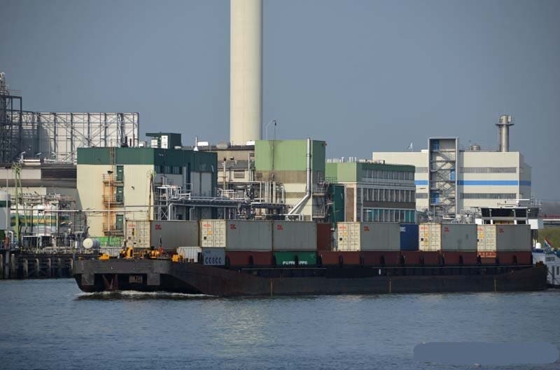 B-04 110mtr containerbak